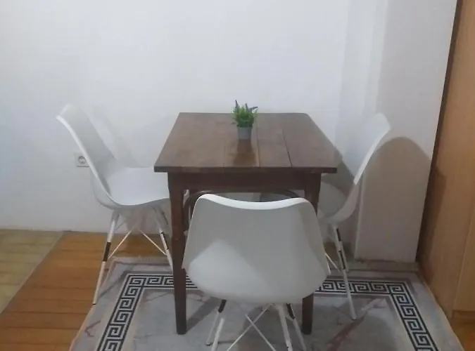 Ab-apartman 2 Apartman *